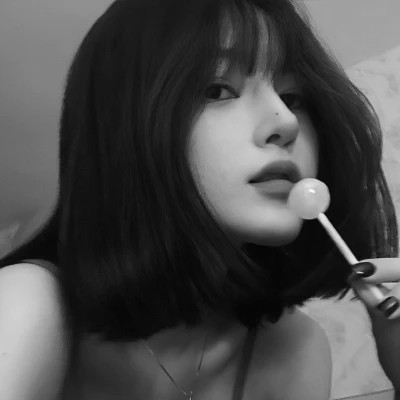 女野王头像高级黑白