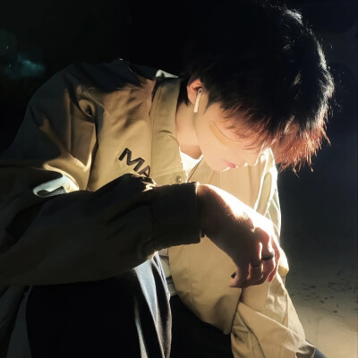 自由感头像男