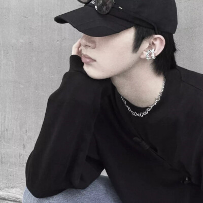 自由感头像男