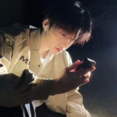 自由感头像男