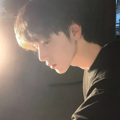 自由感头像男