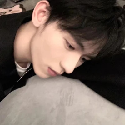 自由感头像男