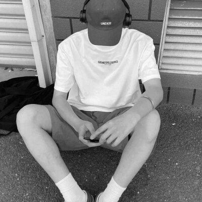 优质男头像高级黑白