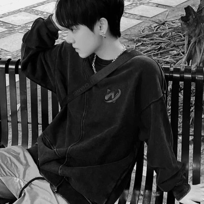 黑白系头像男帅气