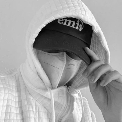 黑白系头像男帅气