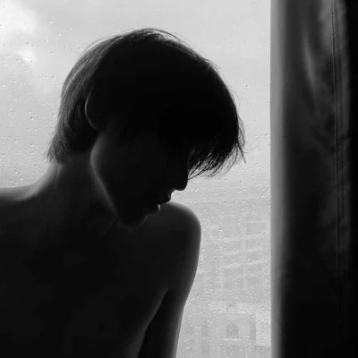 黑白系头像男帅气