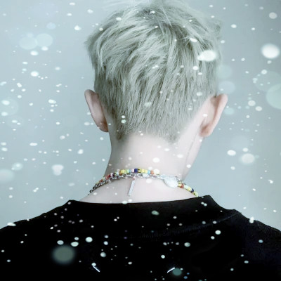 下雪头像男