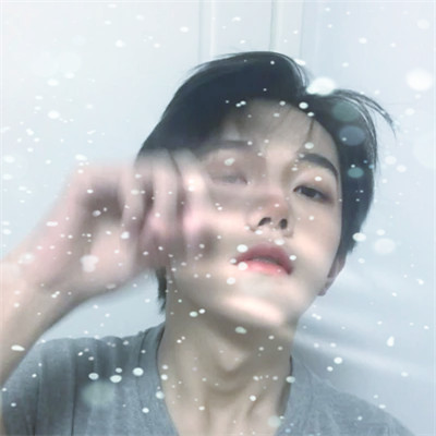 下雪头像男