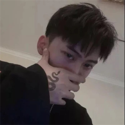 2025年最帅男头像