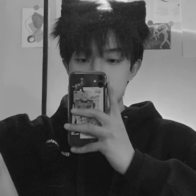 优质黑白男头像