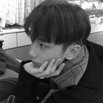 优质黑白男头像