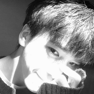 优质黑白男头像