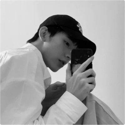优质黑白男头像