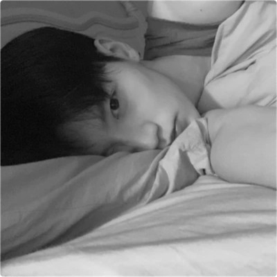 优质黑白男头像