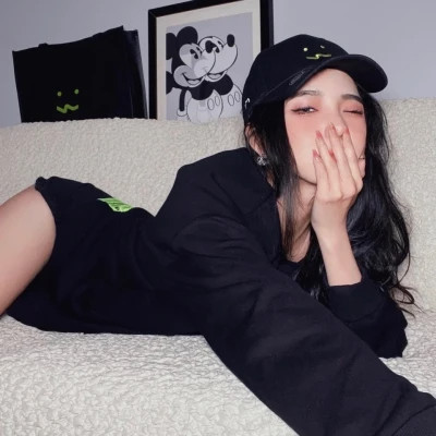 2025年最新款女生头像