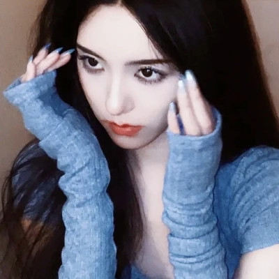 2025年最新款女生头像