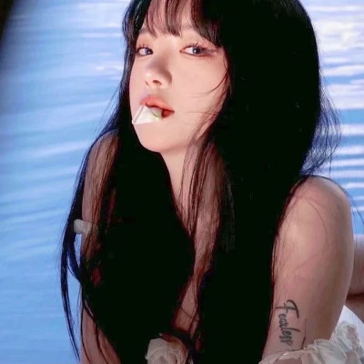 2025年最新款女生头像