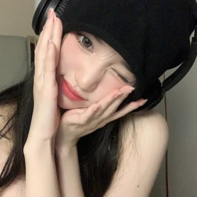 2025年最新款女生头像