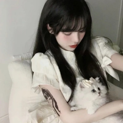 2025年最新款女生头像