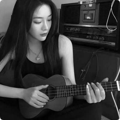 女人黑白头像高冷魅惑