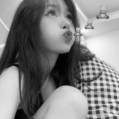 女人黑白头像高冷魅惑