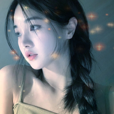 梦幻星空的女生头像