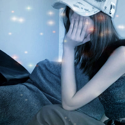 梦幻星空的女生头像