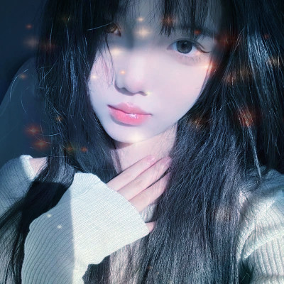 梦幻星空的女生头像