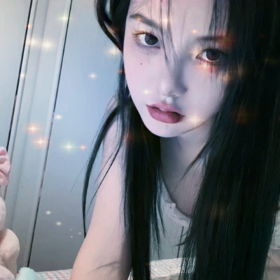 梦幻星空的女生头像