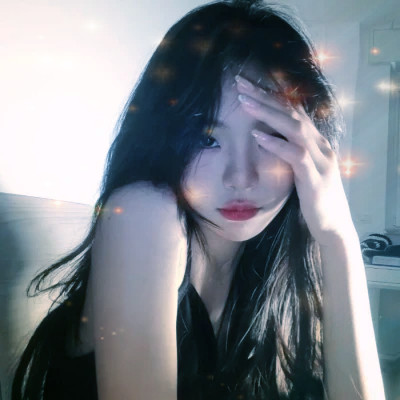 梦幻星空的女生头像