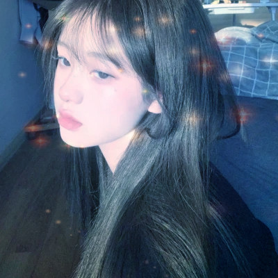 梦幻星空的女生头像