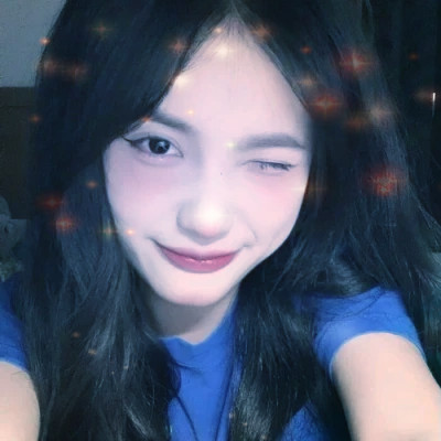 梦幻星空的女生头像