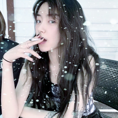 冰雪系少女头像