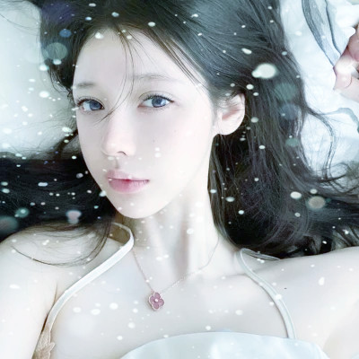 冰雪系少女头像