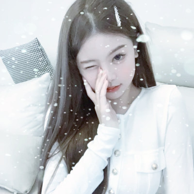 冰雪系少女头像