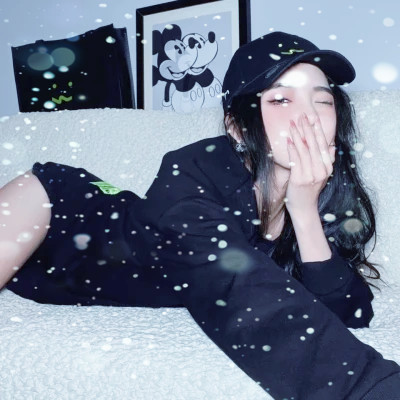 冰雪系少女头像