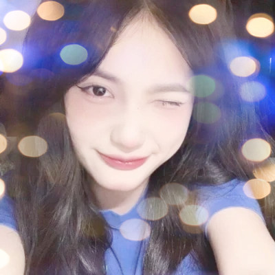 夜晚灯光女生头像