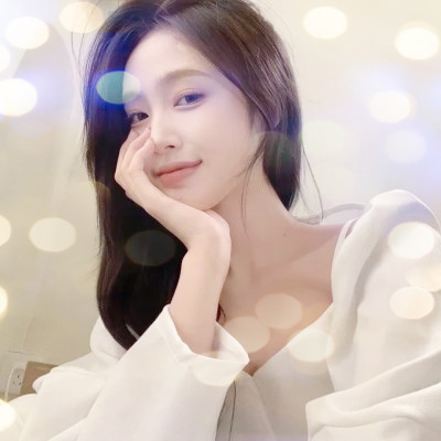 夜晚灯光女生头像