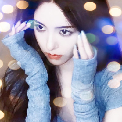 夜晚灯光女生头像