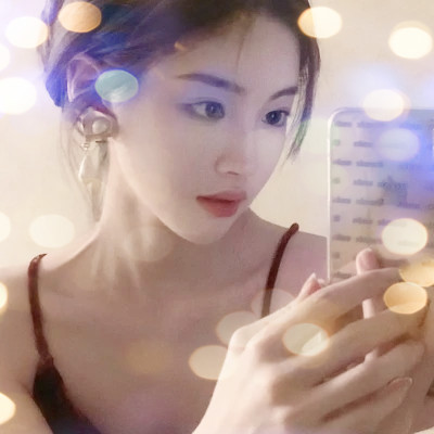 夜晚灯光女生头像
