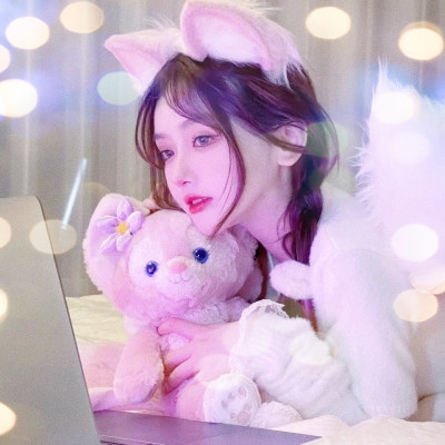 夜晚灯光女生头像