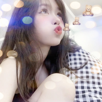 夜晚灯光女生头像