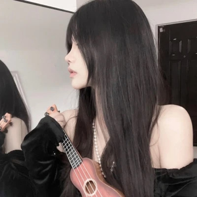 2025热门新美女头像