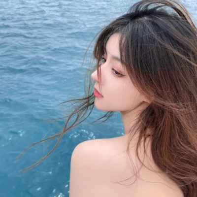2025热门新美女头像