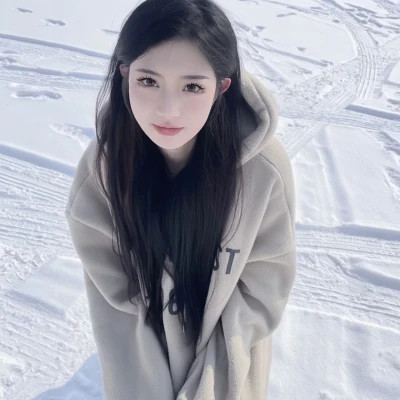 2025热门新美女头像