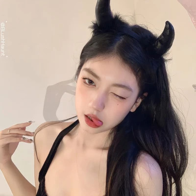 2025热门新美女头像