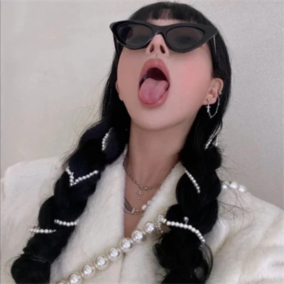 2025热门新美女头像