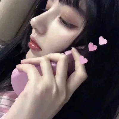 2025热门新美女头像
