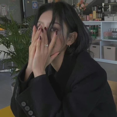 2025热门新美女头像