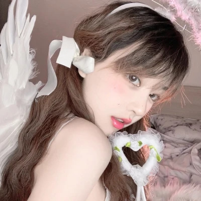 2025流行头像最新款图片女